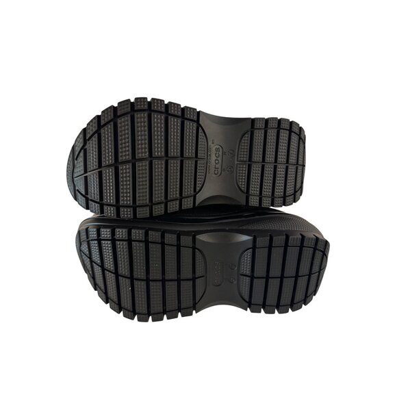 Crocs Classic Mega Crush Clog Unisex M5/W7 Black Lightweight Durable Platform Sh - Picture 15 of 15